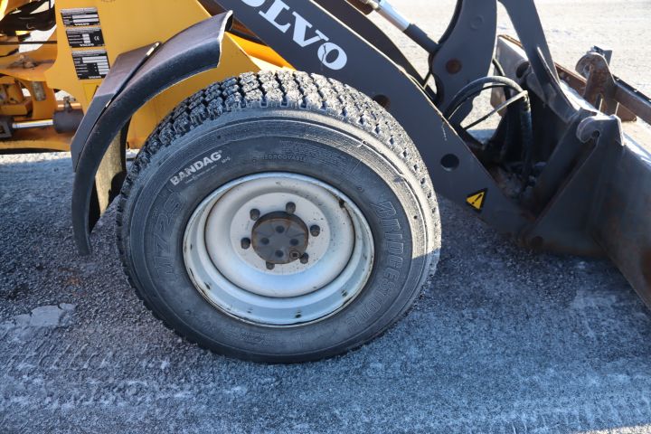 866796-28 Wheel loader Volvo L20F-P