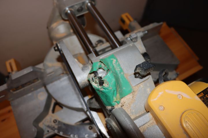 787976-6 Dewalt DW712N -qs Chainsaw