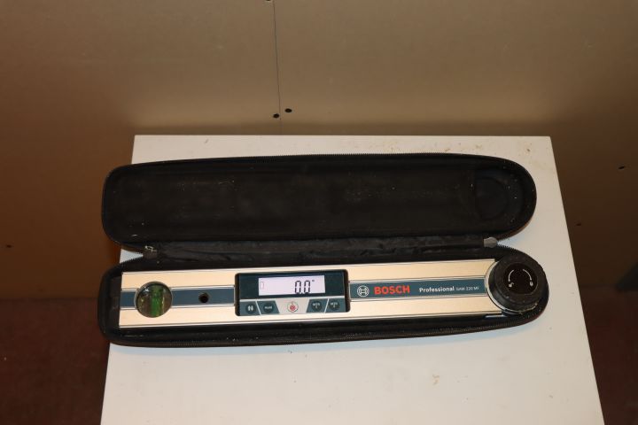 Bosch GAM 220 MF Protractor - PS Auction - We value the future ...