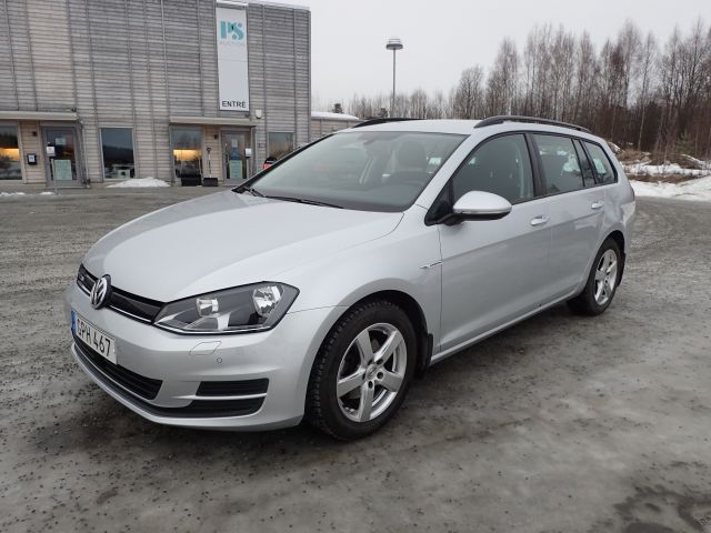 753686-1 Volkswagen AUV GOLF, 2015. Petrol / Gas. LOW MILES