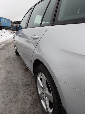 753686-12 Volkswagen AUV GOLF, 2015. Petrol / Gas. LOW MILES