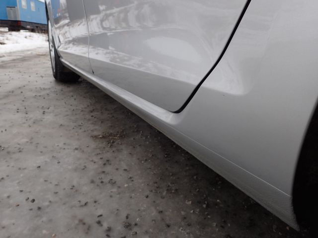 753686-13 Volkswagen AUV GOLF, 2015. Petrol / Gas. LOW MILES