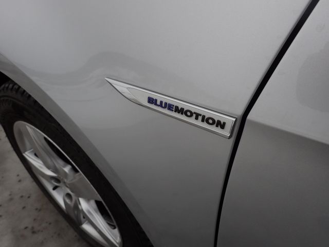 753686-14 Volkswagen AUV GOLF, 2015. Petrol / Gas. LOW MILES