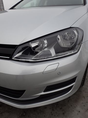 753686-19 Volkswagen AUV GOLF, 2015. Petrol / Gas. LOW MILES