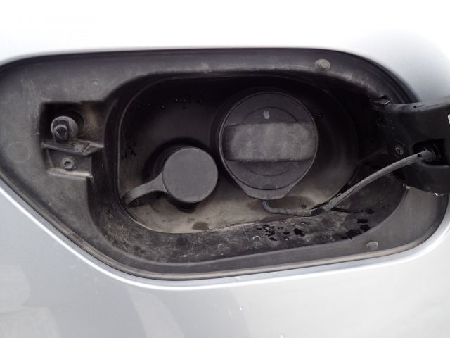 753686-34 Volkswagen AUV GOLF, 2015. Petrol / Gas. LOW MILES