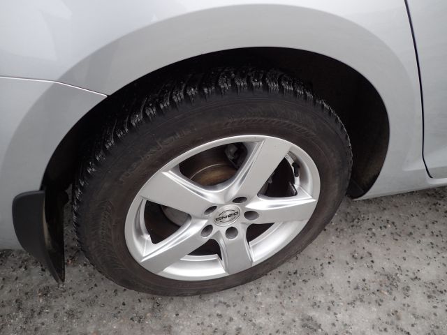 753686-37 Volkswagen AUV GOLF, 2015. Petrol / Gas. LOW MILES