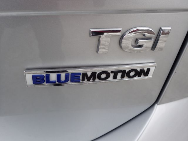 753686-45 Volkswagen AUV GOLF, 2015. Petrol / Gas. LOW MILES