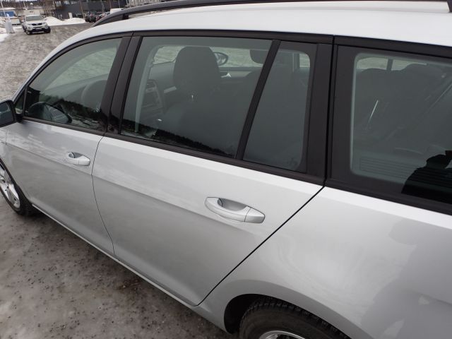 753686-64 Volkswagen AUV GOLF, 2015. Petrol / Gas. LOW MILES