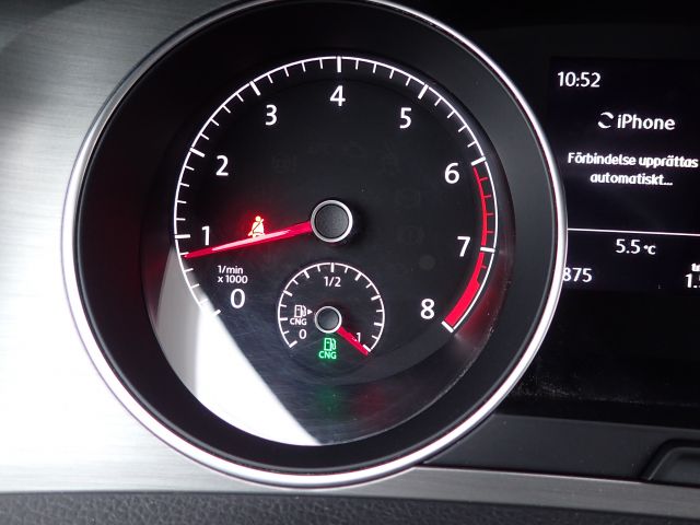 753686-78 Volkswagen AUV GOLF, 2015. Petrol / Gas. LOW MILES