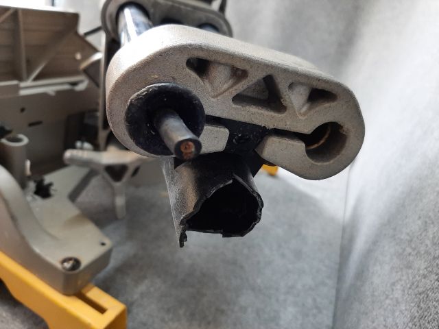 804794-9 Chainsaw - DeWalt DWS780 -QS