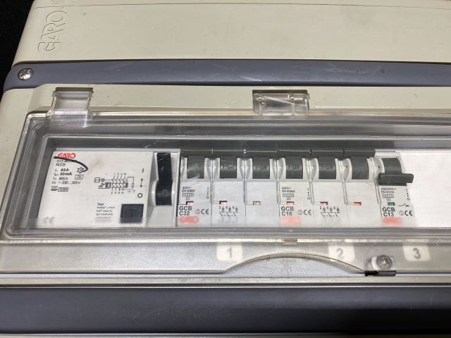 865561-3 Electrical central Garo with earth fault circuit breaker
