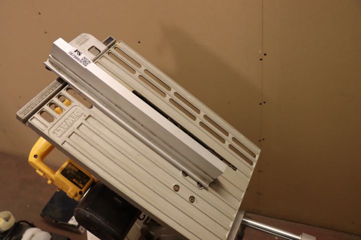 787999-5 Dewalt D27111 -qs Bord/Kap/ger