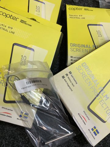 865176-12 Assortment with mobile accessories for Nautiz models