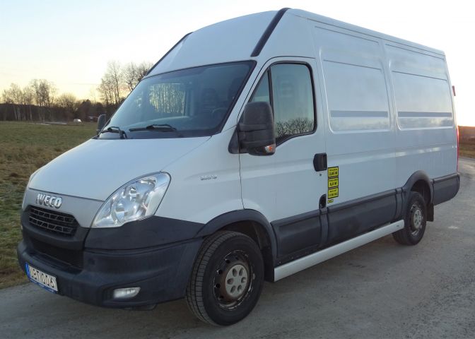 867057-1 Iveco Daily Van 2.3 JTD -2014 (126hp, 107755km)