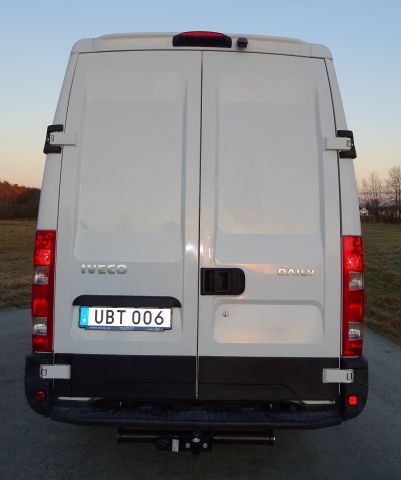 867057-5 Iveco Daily Van 2.3 JTD -2014 (126hp, 107755km)