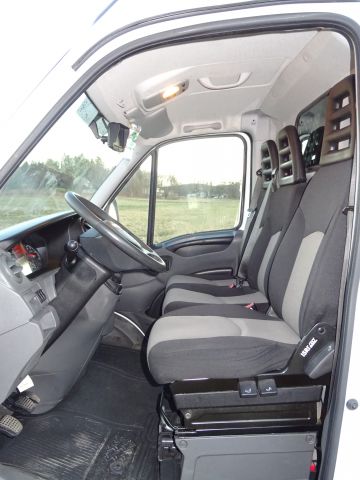 867057-8 Iveco Daily Van 2.3 JTD -2014 (126hp, 107755km)