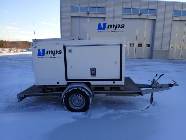 861417-4 Trailer HAPERT R13, 2010 with special cover. (Repair item)