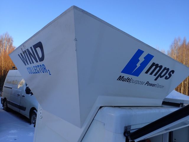 861417-8 Trailer HAPERT R13, 2010 with special cover. (Repair item)