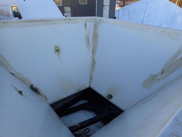 861417-9 Trailer HAPERT R13, 2010 with special cover. (Repair item)