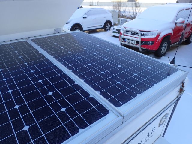 861417-11 Trailer HAPERT R13, 2010 with special cover. (Repair item)