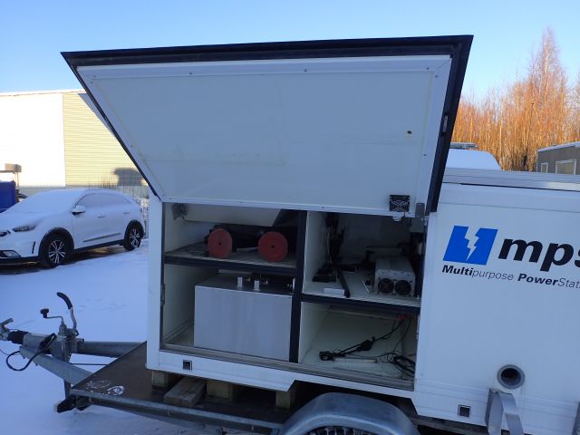 861417-13 Trailer HAPERT R13, 2010 with special cover. (Repair item)