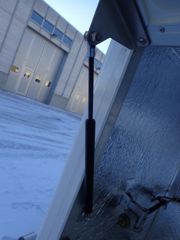 861417-40 Trailer HAPERT R13, 2010 with special cover. (Repair item)