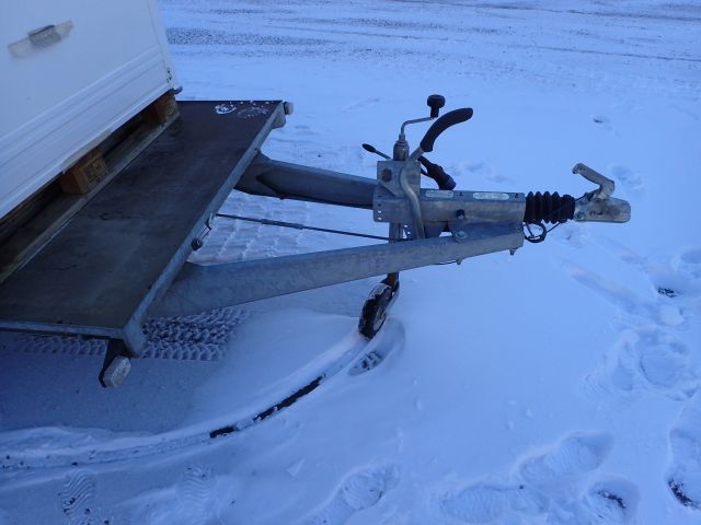 861417-42 Trailer HAPERT R13, 2010 with special cover. (Repair item)