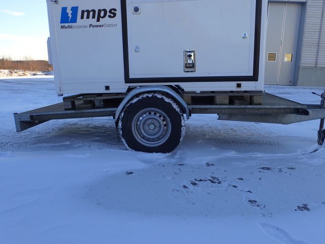 861417-53 Trailer HAPERT R13, 2010 with special cover. (Repair item)