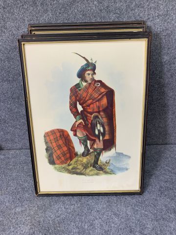 804209-19 Paintings 22 pieces of various motifs