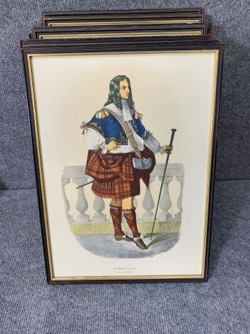 804209-24 Paintings 22 pieces of various motifs