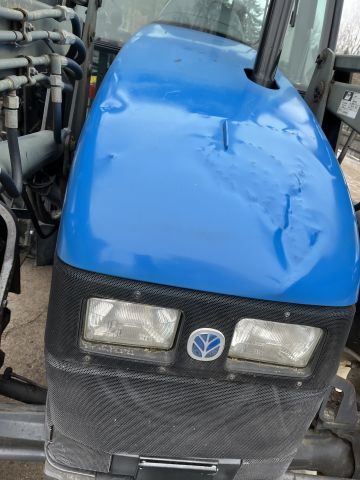 869960-10 New Holland TS 110 with front loader RAZ400