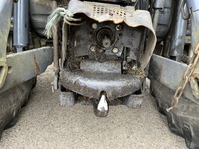 869960-14 New Holland TS 110 with front loader RAZ400