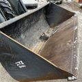 869960-21 New Holland TS 110 with front loader RAZ400