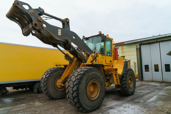 865124-1 Wheel loader Volvo L180E, 2006