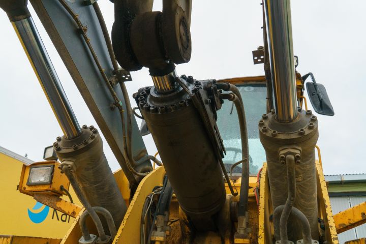 865124-12 Wheel loader Volvo L180E, 2006