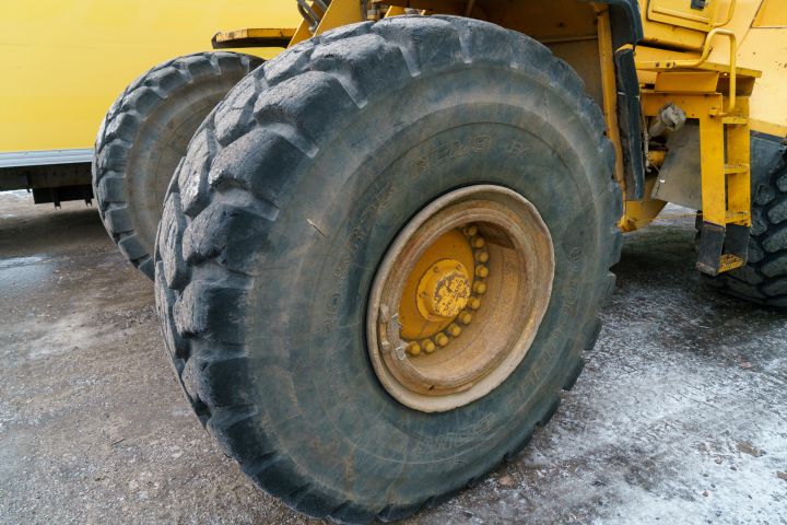 865124-14 Wheel loader Volvo L180E, 2006