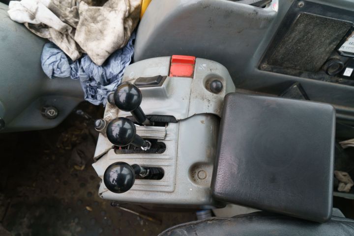 865124-21 Wheel loader Volvo L180E, 2006