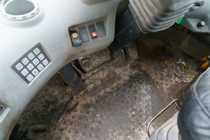 865124-26 Wheel loader Volvo L180E, 2006