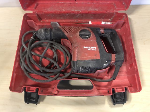 870377-1 1 Chisel Hammer Hilti TE 300-AVR