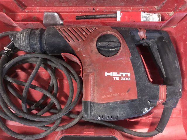 870377-2 1 Chisel Hammer Hilti TE 300-AVR