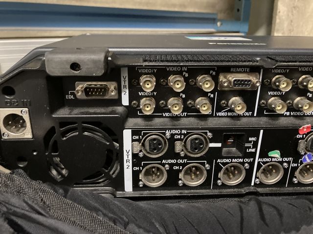 870635-6 Panasonic AJ-LT85 DVCPRO Editor