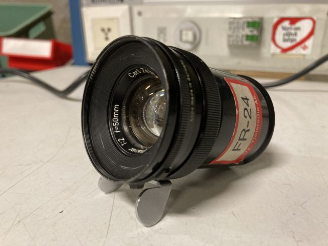 870640-2 Carl Zeiss Planar 1:2 f=50mm Lens