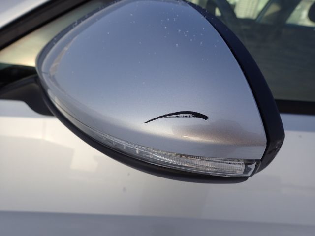 753687-13 Volkswagen AUV GOLF, 2015. Petrol / Gas. LOW MILES