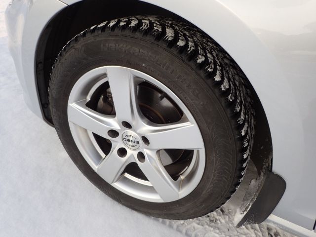 753687-15 Volkswagen AUV GOLF, 2015. Petrol / Gas. LOW MILES