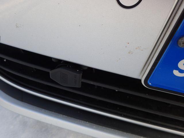 753687-26 Volkswagen AUV GOLF, 2015. Petrol / Gas. LOW MILES