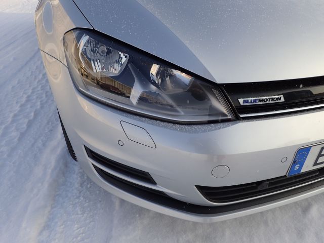 753687-27 Volkswagen AUV GOLF, 2015. Petrol / Gas. LOW MILES