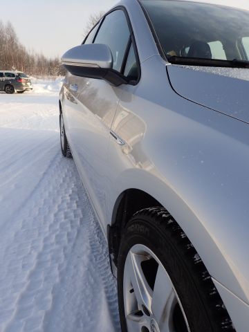 753687-29 Volkswagen AUV GOLF, 2015. Petrol / Gas. LOW MILES