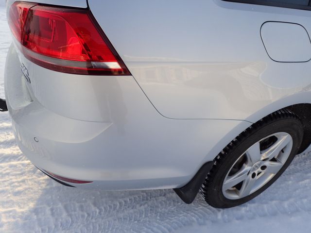 753687-38 Volkswagen AUV GOLF, 2015. Petrol / Gas. LOW MILES