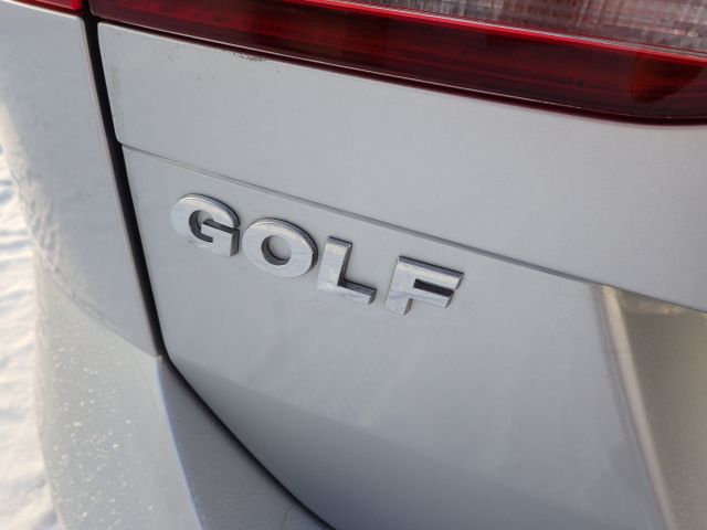 753687-41 Volkswagen AUV GOLF, 2015. Petrol / Gas. LOW MILES