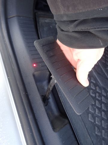 753687-47 Volkswagen AUV GOLF, 2015. Petrol / Gas. LOW MILES